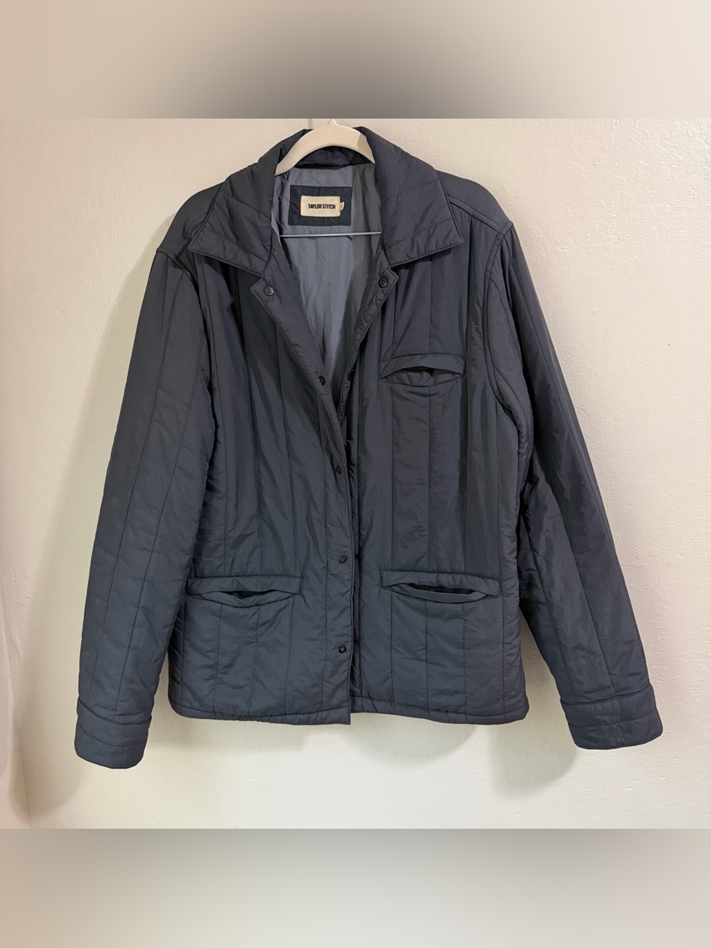 📌 Taylor Stitch The Decker Jacket – Charcoal Quilt (Size 38 / Small) minimalist
